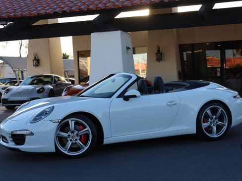 Used 2014 Porsche 911 Carrera S image 5