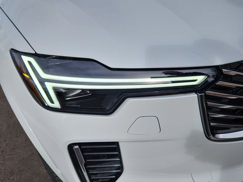 New 2026 Volvo XC90 B6 Ultra w/ Protection Package image 7