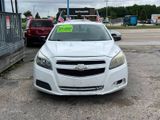 Used 2013 Chevrolet Malibu LS image 2