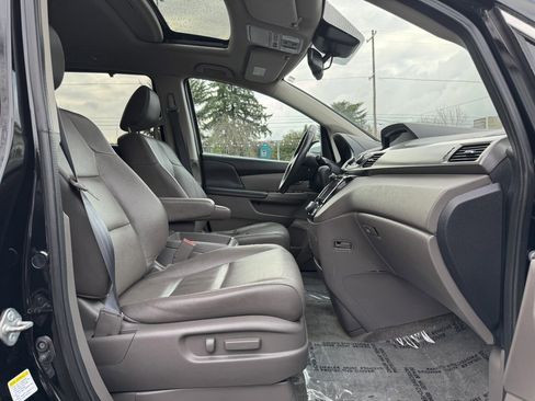 Used 2016 Honda Odyssey EX-L image 22