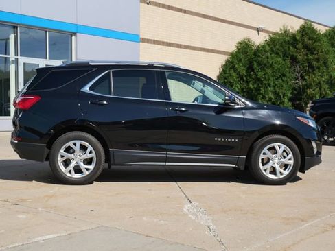 Used 2020 Chevrolet Equinox LT AWD/4WD image 8