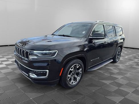 Used 2024 Jeep Wagoneer Series III image 3