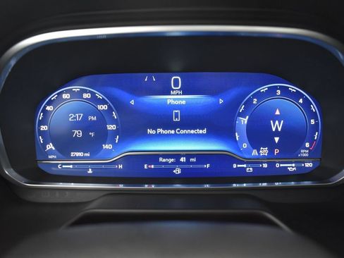 Used 2023 Chevrolet Suburban RST w/ Luxury Package AWD/4WD image 16