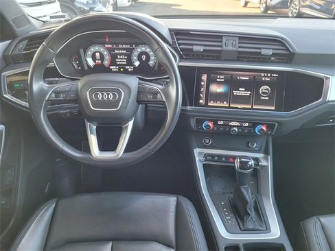 Used 2024 Audi Q3 2.0T Premium image 7