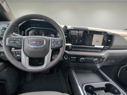 New 2025 GMC Sierra 2500 SLT w/ SLT Convenience Package image 9