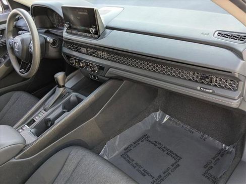 Certified 2023 Honda Accord LX image 20