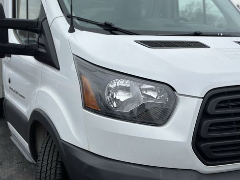 Used 2018 Ford Transit 350 156 DRW image 5