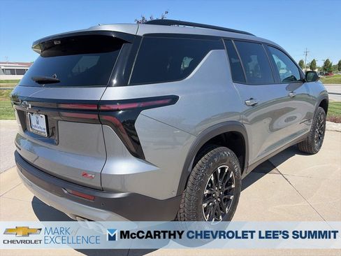 New 2026 Chevrolet Traverse Z71 w/ Enhanced Driving Package AWD/4WD image 19