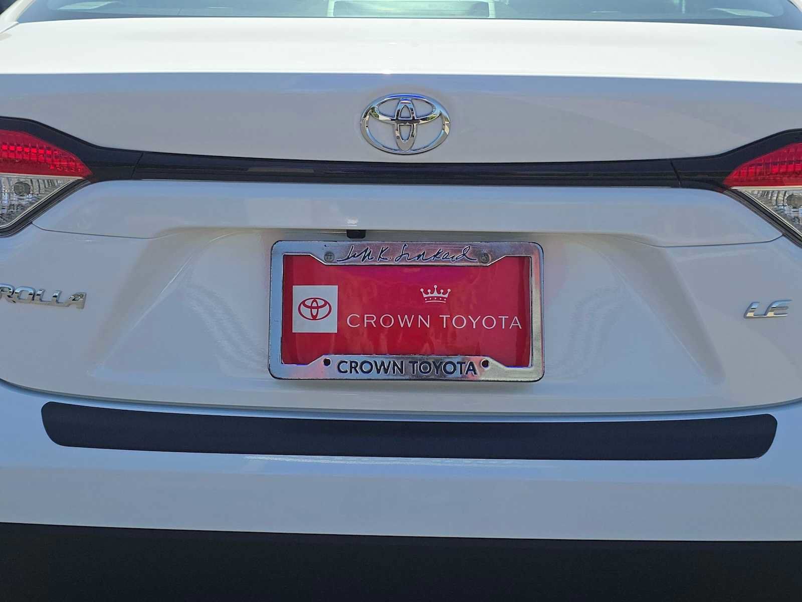 Certified 2026 Toyota Corolla LE FWD image 12