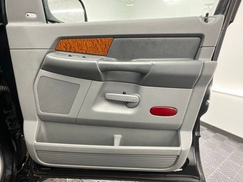 Used 2006 Dodge Ram 2500 Truck SLT image 11