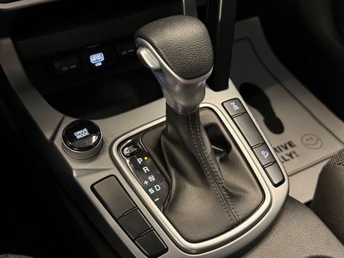 Used 2021 Kia Seltos LX image 16