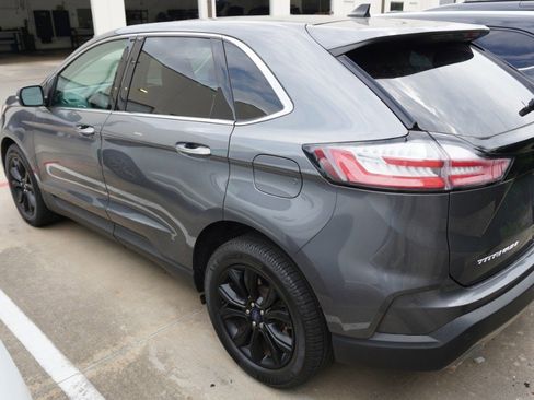 Used 2022 Ford Edge Titanium w/ Equipment Group 301A AWD/4WD image 6