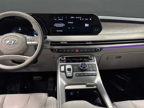 Used 2025 Hyundai Palisade Calligraphy image 11