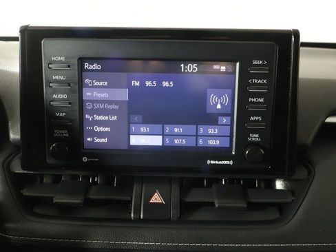 Used 2021 Toyota RAV4 LE image 37