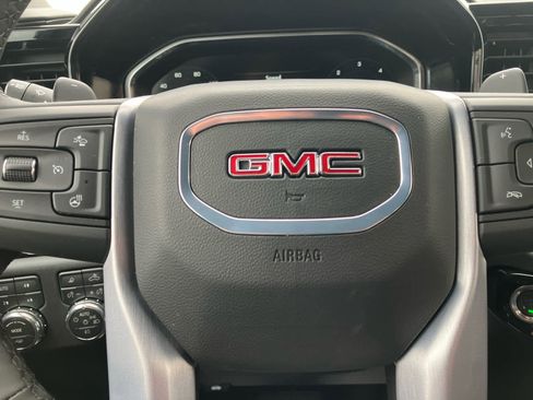 New 2026 GMC Sierra 1500 SLT w/ SLT Premium Package image 18
