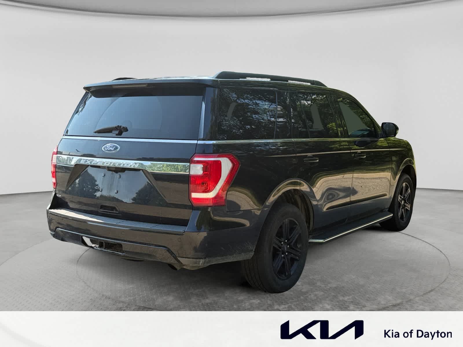 Used 2021 Ford Expedition XLT AWD/4WD image 5