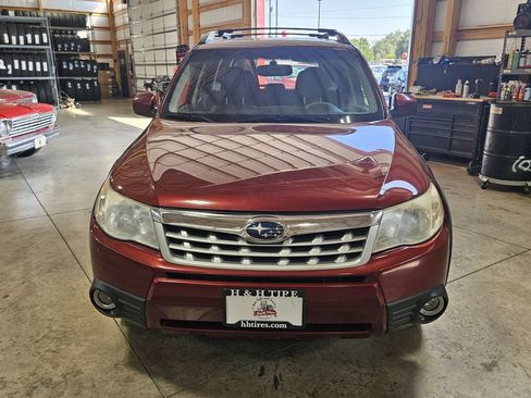 Used 2011 Subaru Forester 2.5X Limited w/ Utility Pkg AWD/4WD image 11
