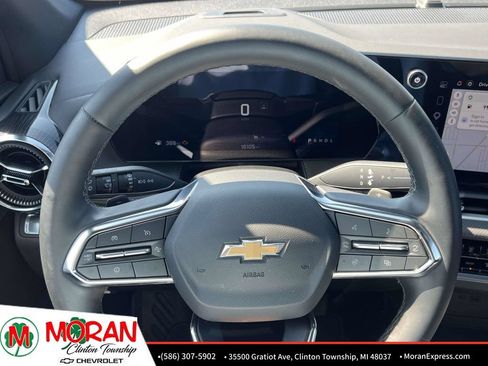 Certified 2026 Chevrolet Equinox LT FWD image 18