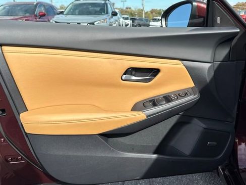 New 2025 Nissan Sentra SV w/ SV Premium Package image 10