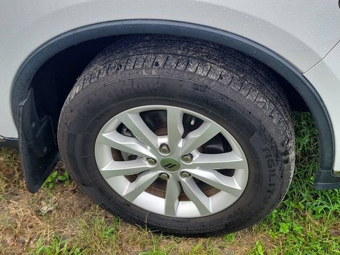 Used 2020 Dodge Durango SXT RWD image 9