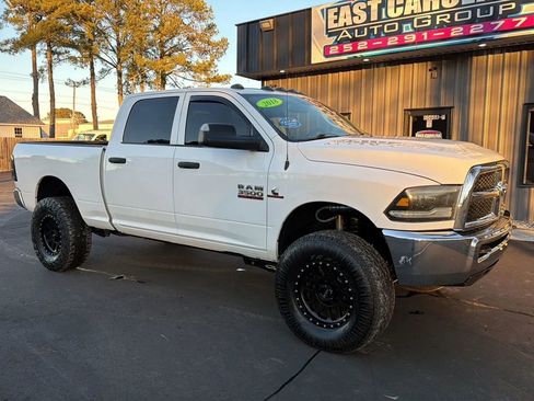 Used 2018 RAM 3500 Tradesman w/ Chrome Appearance Group image 3