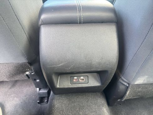 Used 2025 Nissan Altima 2.5 SV FWD image 18