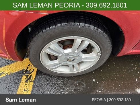 Used 2011 Chevrolet Aveo LT image 8