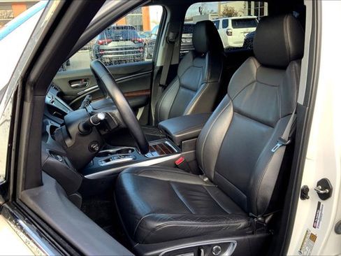 Used 2020 Acura MDX SH-AWD image 24