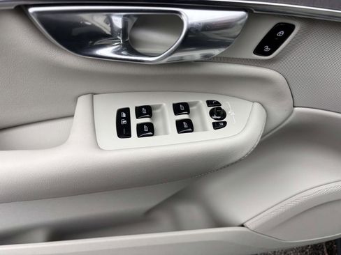 New 2026 Volvo XC90 T8 Ultra w/ Protection Package Premier AWD/4WD image 14