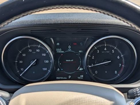Used 2020 Land Rover Discovery SE AWD/4WD image 12
