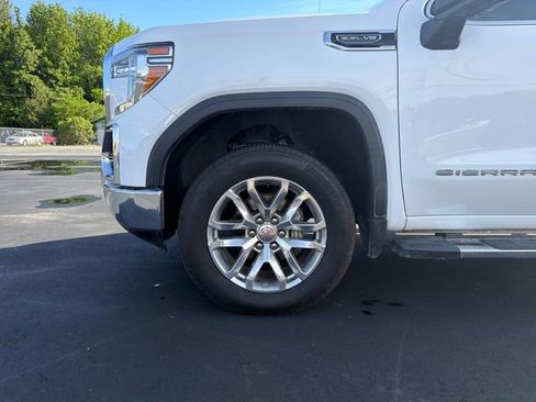 Used 2019 GMC Sierra 1500 SLT w/ X31 Off-Road Package AWD/4WD image 27