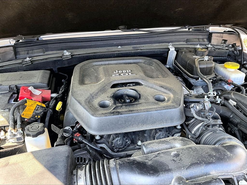 Used 2022 Jeep Wrangler Unlimited Sport AWD/4WD image 28
