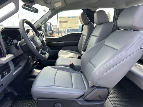 New 2026 Ford F250 XL w/ XL Chrome Package RWD image 21