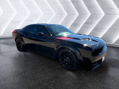 Used 2015 Dodge Challenger R/T Plus