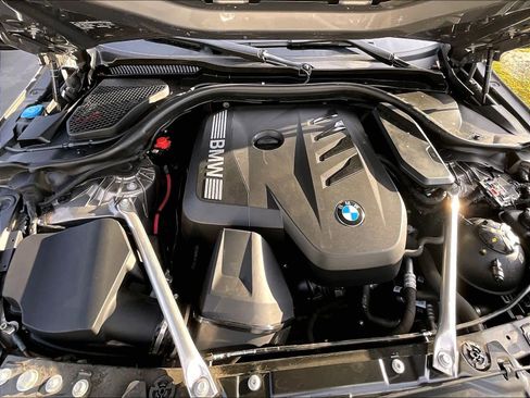 Used 2024 BMW 530i image 13