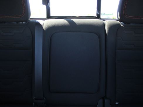 Used 2023 Nissan Frontier PRO-4X image 46