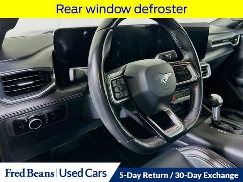 Used 2024 Ford Mustang Premium image 12