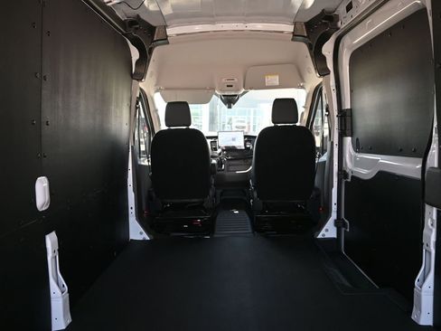 New 2025 Ford Transit 250 148 Medium Roof w/ Load Area Protection Package image 4