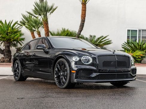 Used 2024 Bentley Flying Spur S V8 image 43