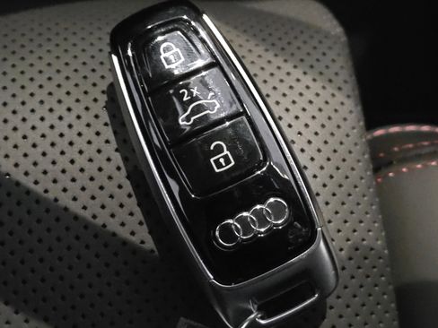 New 2026 Audi Q8 Prestige image 27