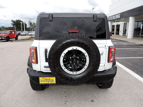 Used 2025 Ford Bronco Badlands AWD/4WD image 6