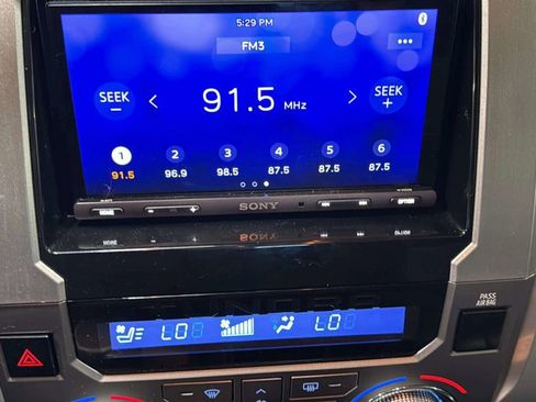 Used 2018 Toyota Tundra Platinum AWD/4WD image 20