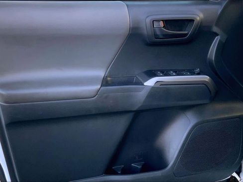 Used 2023 Toyota Tacoma SR5 image 21