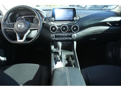 Used 2022 Nissan Sentra SV w/ Trunk Package image 14