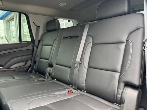 Used 2020 Chevrolet Tahoe LT w/ Luxury Package AWD/4WD image 8