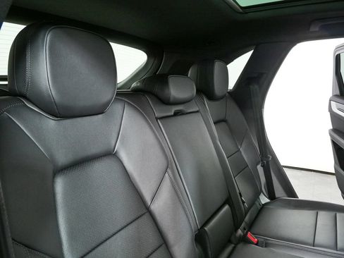 New 2026 Porsche Cayenne AWD/4WD image 23