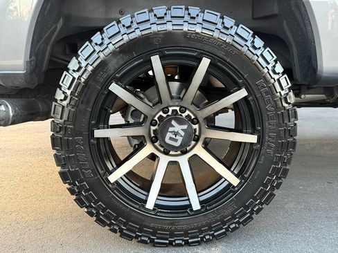 Used 2021 Ford F250 Platinum w/ FX4 Off-Road Package image 45