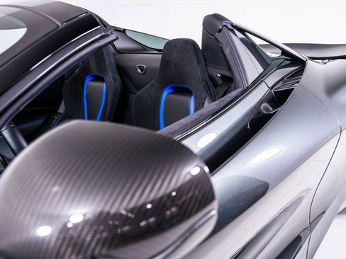 Used 2022 McLaren 720S Performance image 14