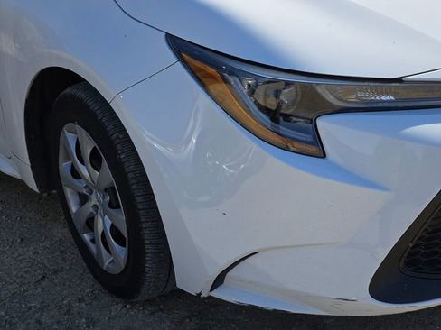 Used 2022 Toyota Corolla LE FWD image 4
