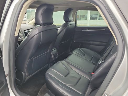 Used 2018 Ford Fusion Titanium image 13